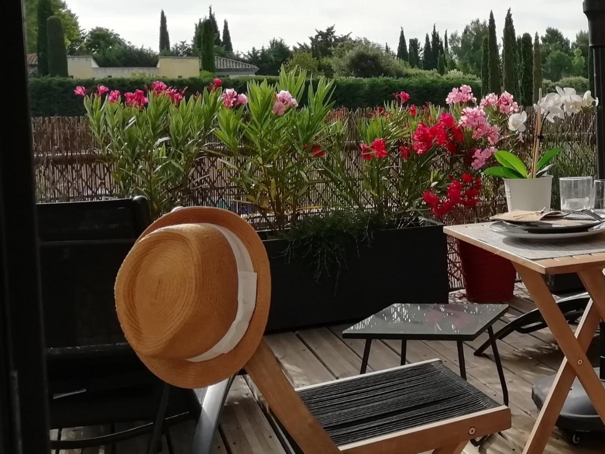 Sweet Home Studio Aix En Provence, Terrasse, Piscine, Resto, Éguilles Exterior foto